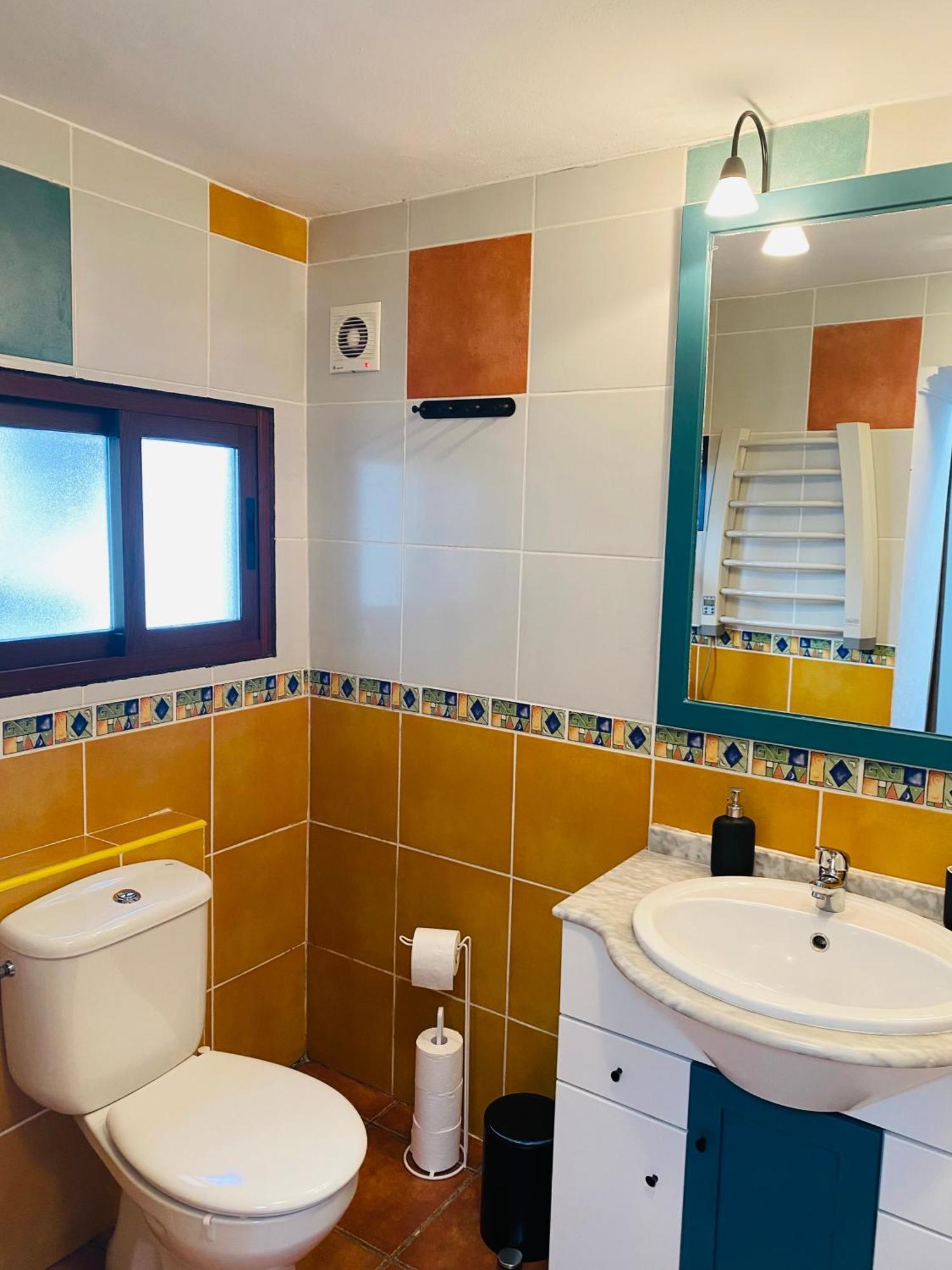 Room With Bathroom In Private House Casa Mar Torrox Eksteriør bilde